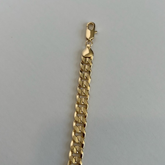 14k gold filled Cuban link bracelet - Picture 2 of 5